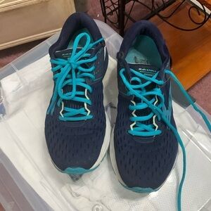 Ravenna sneakers, lace up runners